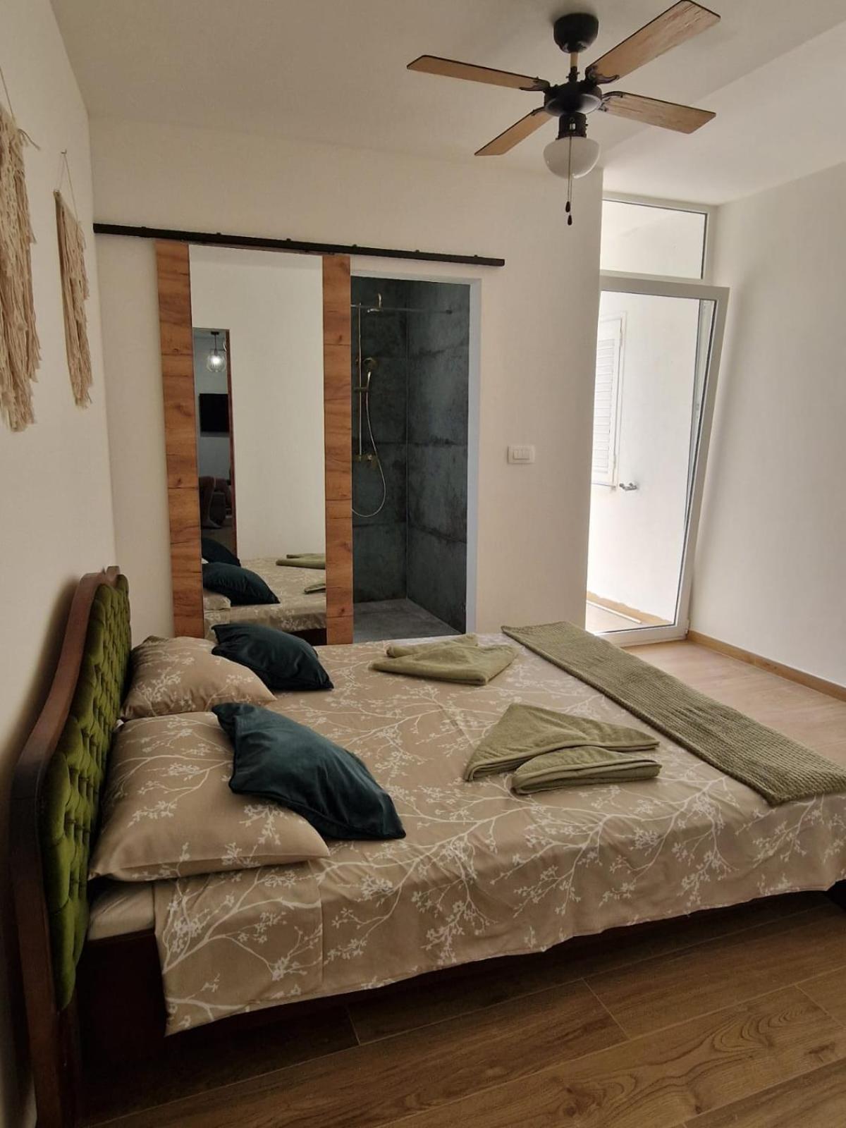 Apartment Venera *