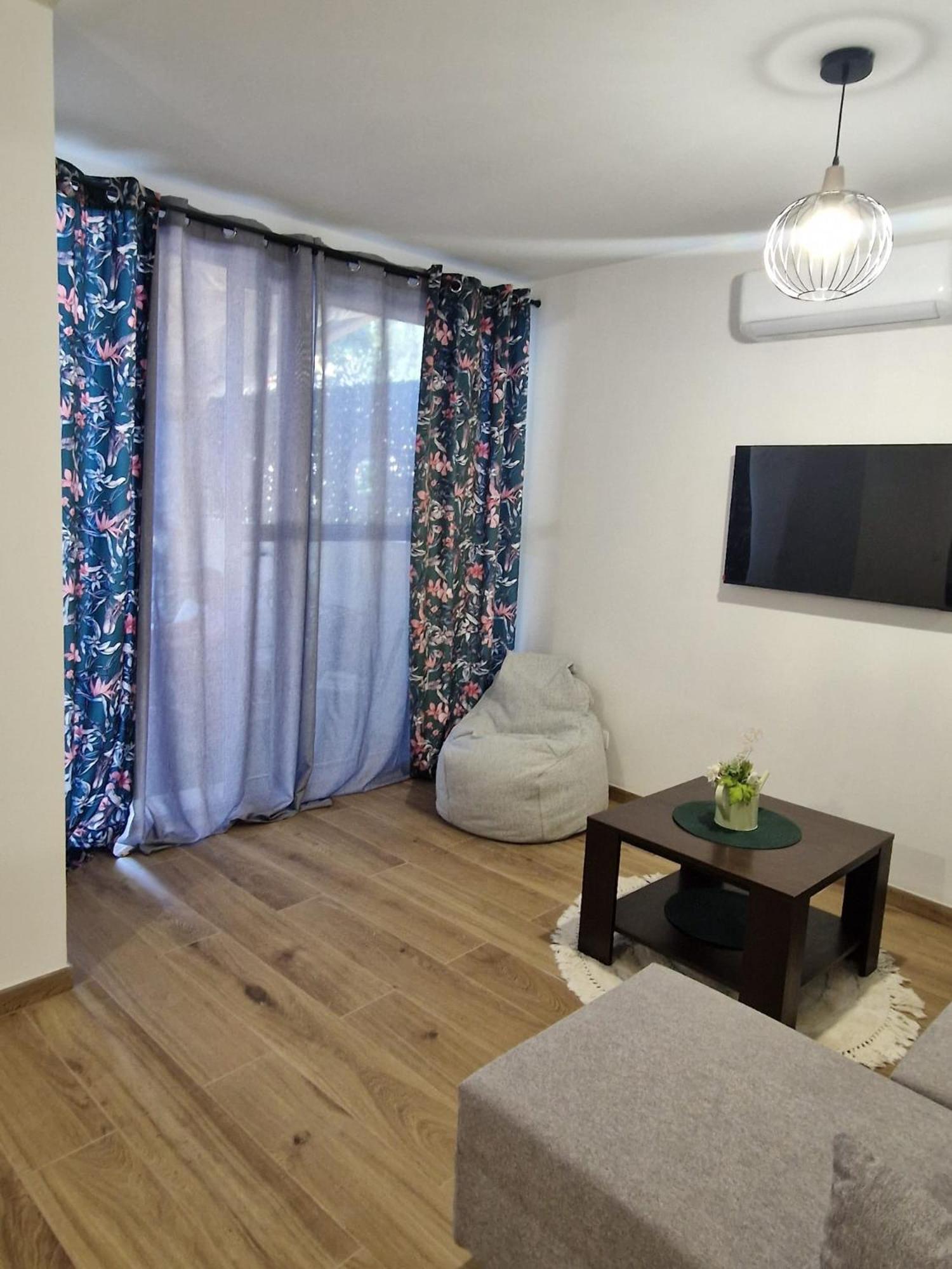 Venera Apartment Blace