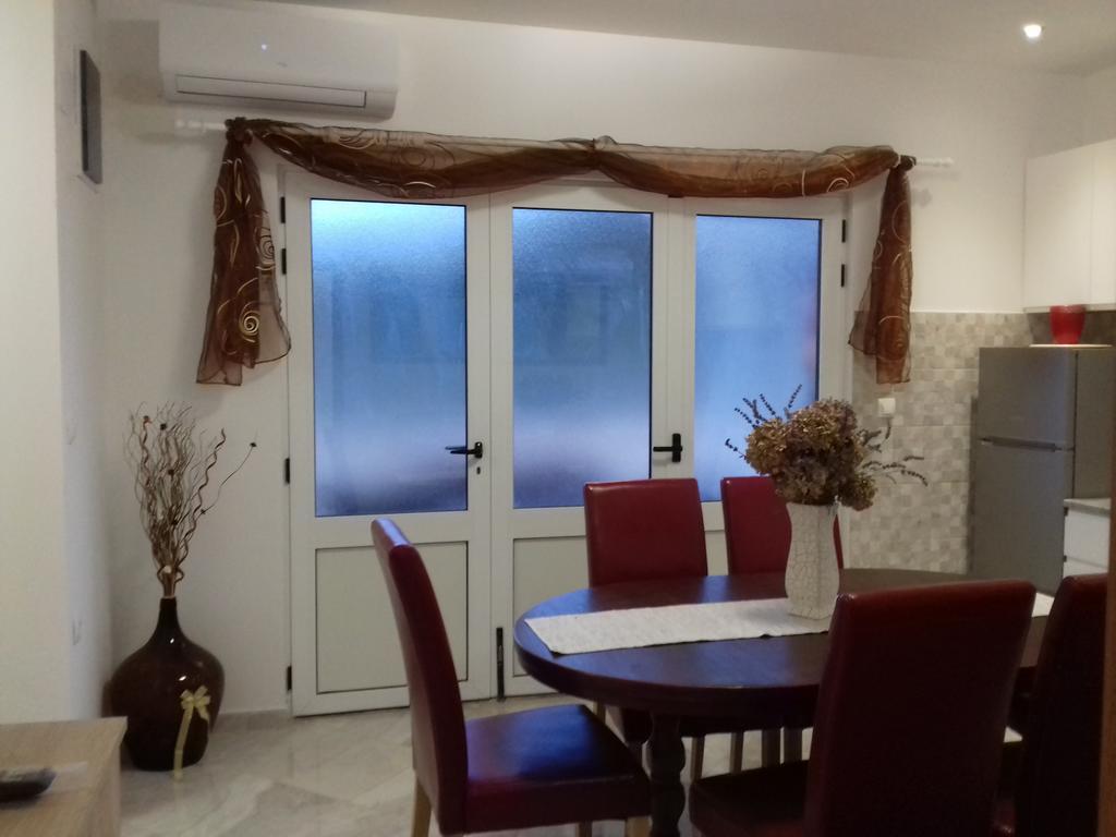 Venera Apartment Blace